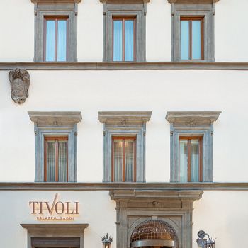 /images/7/3/73-tivoli-palazzo-gaddi-facade-day--1-.jpg