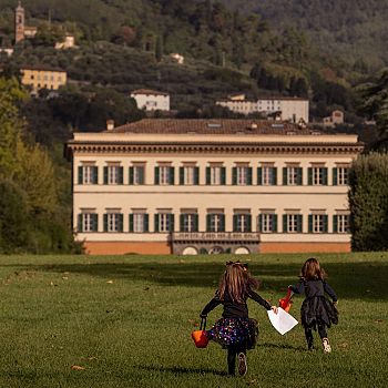 /images/7/4/74-caccia-al-tesoro-di-halloween-villa-reale-di-marlia-foto-di-giuseppe-panico--1-.jpg