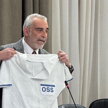 /images/7/4/74-petrucci-divisa-oss--1--cropped-73.jpeg