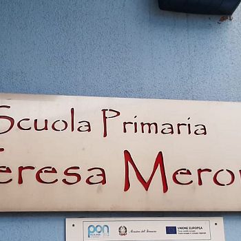 /images/8/0/80-scuola-primaria-teresa-meroni.jpeg