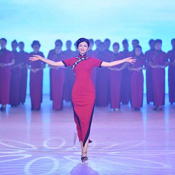 /images/8/1/81-premiazione-2023-lady-qipao.jpg