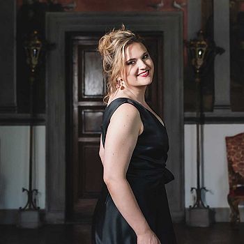 /images/8/6/86-chiara-isotton-soprano-1.jpg