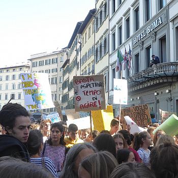 /images/8/6/86-fridays-for-future--firenze--27-settembre-2019--63-.jpg