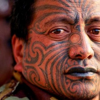 /images/8/6/86-maori-ritratto.jpg