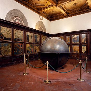 /images/8/6/86-sala-delle-carte-geografiche-palazzo-vecchio.jpg