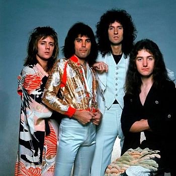 /images/8/7/87-foto-queen-scaricata-dal-sito-di-microcinema.jpg
