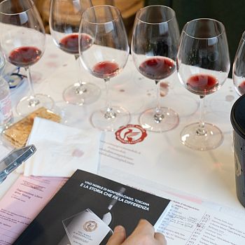 /images/8/8/88-anteprima-vino-nobile-2026-14-febbraio--2-.jpg