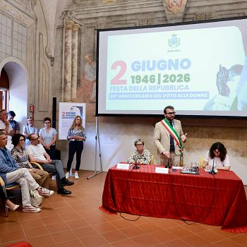 /images/8/9/89-cerimonia-intervento-sindaco-1.jpeg