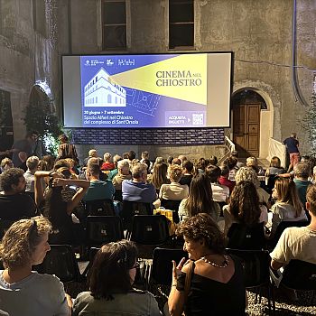 /images/9/0/90-press-cinemanelchiostro-pubblico.jpg