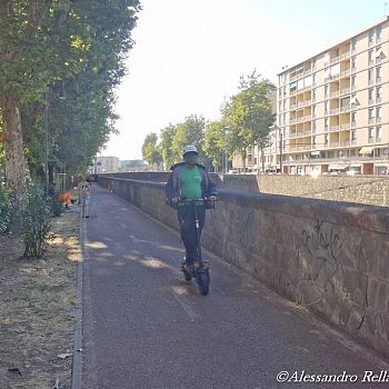 /images/9/1/91-monopattini--bici-elettriche--21-.jpg