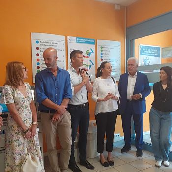 /images/9/2/92-interventi-delle-autorità-durante-l-inaugurazione-hp.jpg