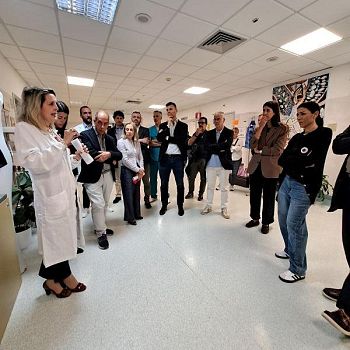 /images/9/3/93-visita-assessora-monni-ospedale-di-empoli-centro-donna.jpg