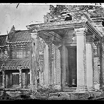 /images/9/6/96-john-thomson---angor-wat--cambogia--1866--copyright-the-wellcome-library--london.jpg