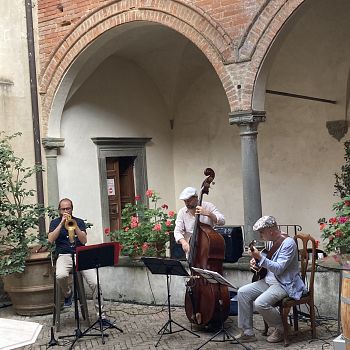 /images/9/7/97-place-of-charme-certosa-in-jazz-3.jpg