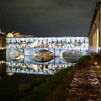 /images/9/8/98-34--ponte-vecchio-natale-2024-foto-nicola-neri.jpeg