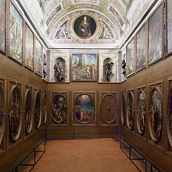 /images/9/9/99-percorsi-segreti-palazzo-vecchio-studiolo-francesco--2-.jpg