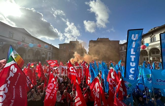 lavoro-i-cortei-nelle-piazze-di-firenze