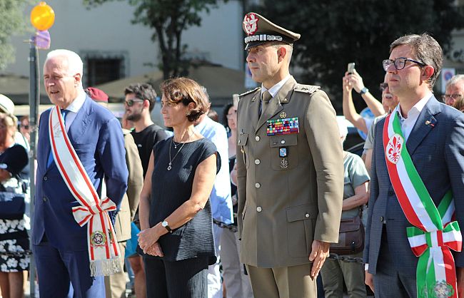 oggi-a-firenze-liberazione-di-firenze-cerimonia-militare-le-foto