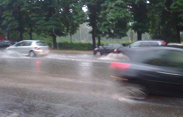 b112121850-continua-l-allerta-meteo-in-toscana