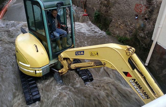allagamenti-antella-primi-interventi-urgenti-da-parte-di-autostrade