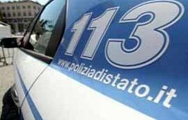 tentano-di-sfondare-la-vetrina-di-una-gioielleria