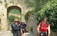 b310171835-francigena-scaletti-per-pasqua-itinerario-toscano-attrezzato-e-in-sicurezza