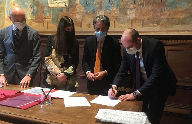 la-mia-citta-darte-non-vogliamo-essere-una-quinta-scenografica-firmato-a-san-gimignano-il-recupero-dellex-convento-ed-ex-carcere-di-san-domenico