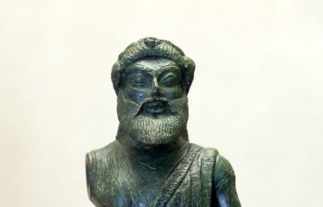 fufluns-scopriamo-il-dio-etrusco-del-vino-della-felicita-e-della-sa