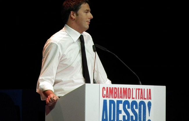 b210262153-matteo-renzi-riempe-il-mandela-forum-video-e-foto-della-serata
