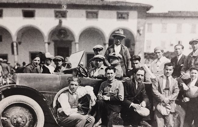 la-storia-di-impruneta-raccontata-grazie-a-oggetti-e-foto-depoca