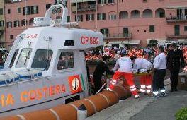 calambrone-pescatore-salvato-dalla-guardia-costiera