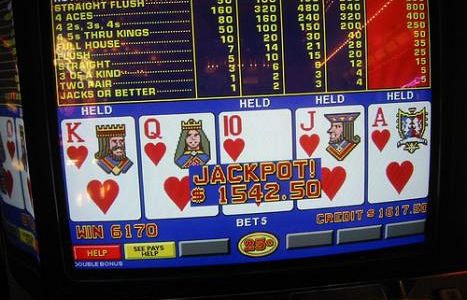 b201190944-sospesa-la-tassa-sulla-fortuna-per-i-videopoker