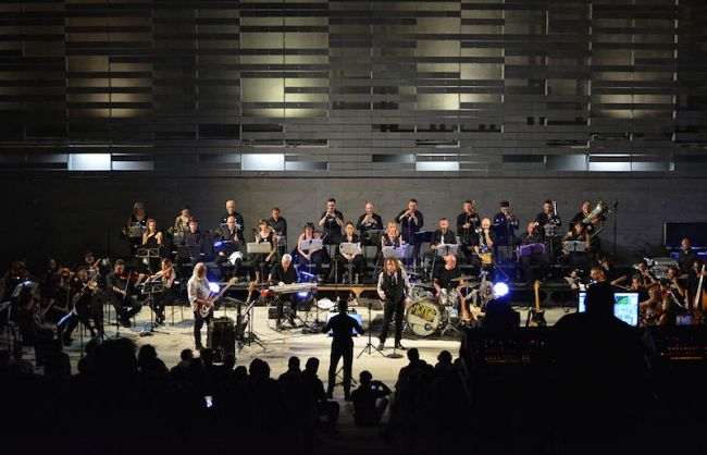 stairway-to-heaven-i-norge-con-lorchestra-nuove-assonanze-hanno-dato-il-via-agli-eventi-di-a-cielo-aperto