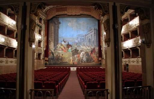 b005121741-l-accademia-teatrale-di-firenze-mette-in-scena-il-faust-di-goethe
