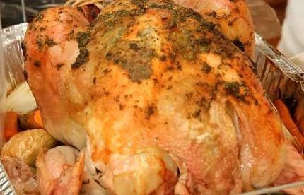 b211142032-hard-rock-cafe-festeggia-il-giorno-del-ringraziamento