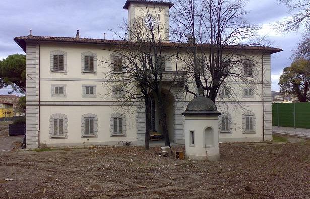 b006142010-stazione-foster-firenze-ennesimo-rinvio-per-la-via