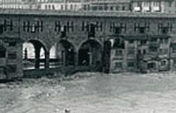 a610292229-40-anni-dal-4-novembre-del-1966-la-furia-del-fiume-nelle-foto-di-un-volume-in-libreria