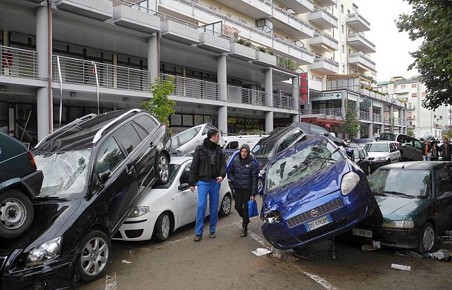 b201051801-ecco-i-risarcimenti-per-le-imprese-e-per-le-auto-danneggiate