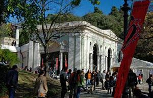 alla-limonaia-di-villa-strozzi-torna-la-notte-blu