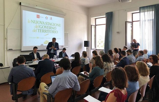 tutela-del-paesaggio-e-sviluppo-urbanistica-impresa-ed-agricoltura