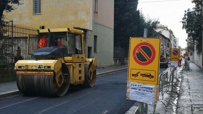 Scatta l’asfaltatura in via del Ponte al Greve