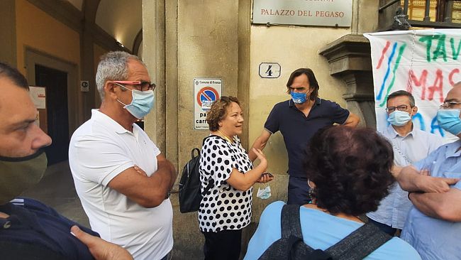 Carenza del personale medico e infermieristico: sit-in alla Regione