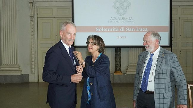 Il Questore di Firenze riceve il titolo d’Accademico d’onore