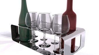 Seatec: la  tovaglietta e il vassoio deluxe contro il mare mosso