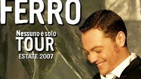 Tiziano Ferro all'Aeroporto Campo Volo del Cinquale (Marina di Massa) il 25 Luglio<BR>Giovedì 2 agosto Gigi D’Alessio