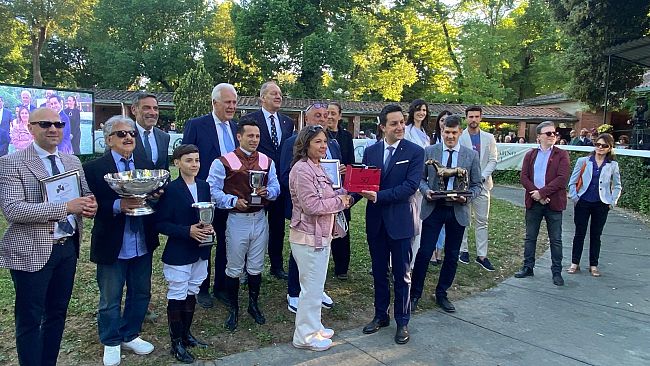 corri-la-vita-e-il-cappello-piu-bello