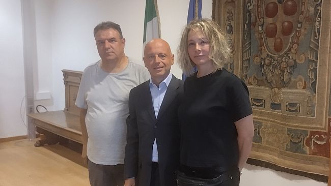 Criminalità a San Jacopino, presidio e incontro in Prefettura