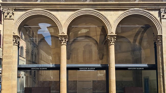 Scultura e progettualità creativa ritornano nella Loggia Rucellai