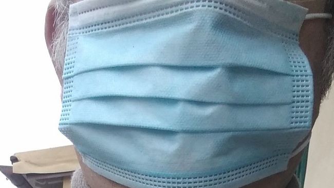 Obbligo di indossare la mascherina ma solo in presenza di altre persone