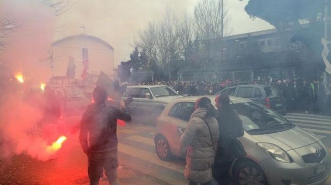 CasaPound, Blitz in via del Mezzetta con Flash Mob